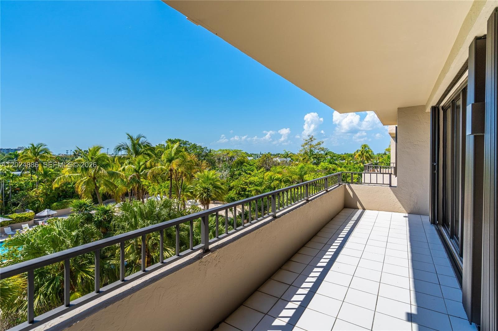 151 Crandon Blvd # 441, Key Biscayne FL 33149 — 25