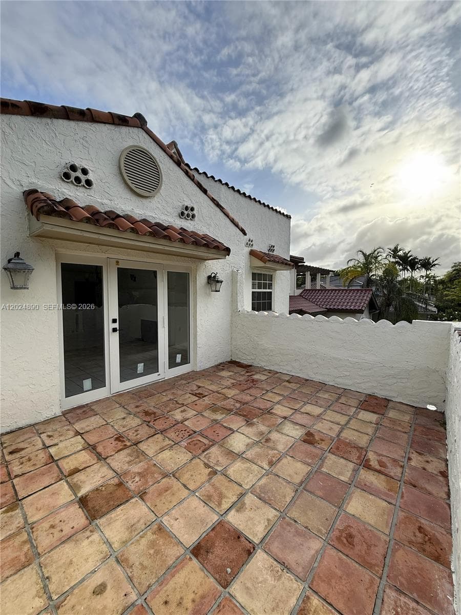 502 Madeira Ave # A, Coral Gables FL 33134 — 5