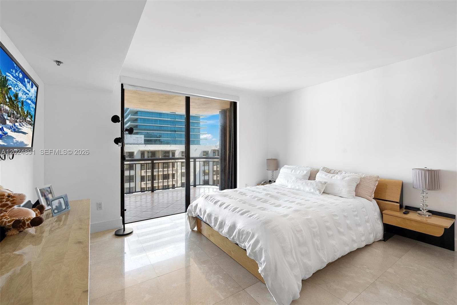 10175 Collins Ave # 1505, Bal Harbour FL 33154 — 22