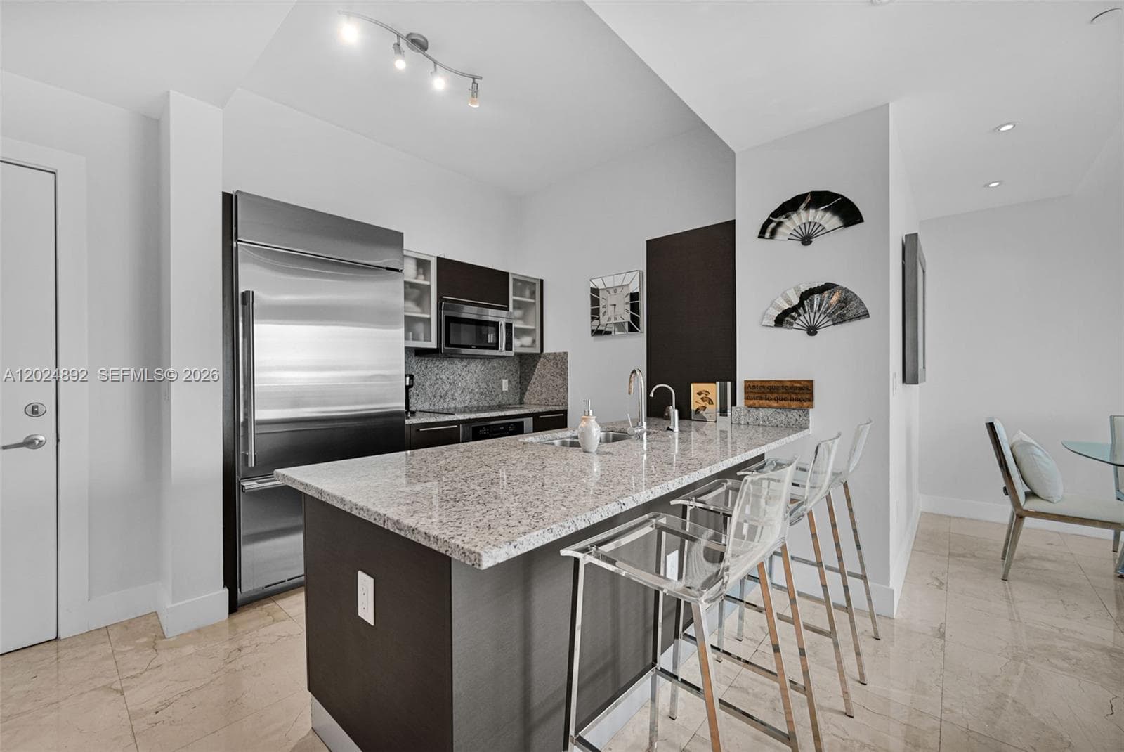 950 Brickell Bay Dr # 4204, Miami FL 33131 — 2