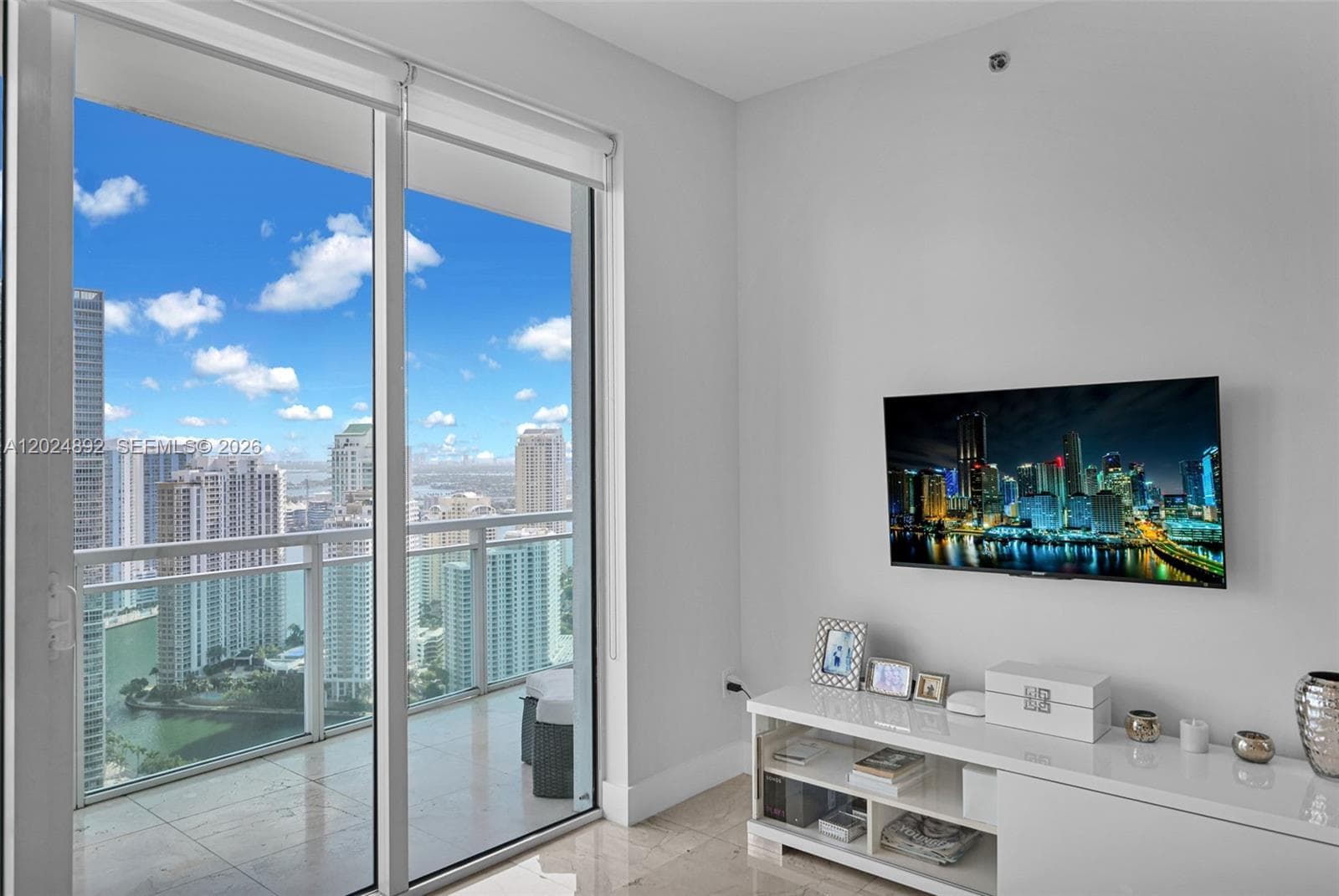 950 Brickell Bay Dr # 4204, Miami FL 33131 — 12