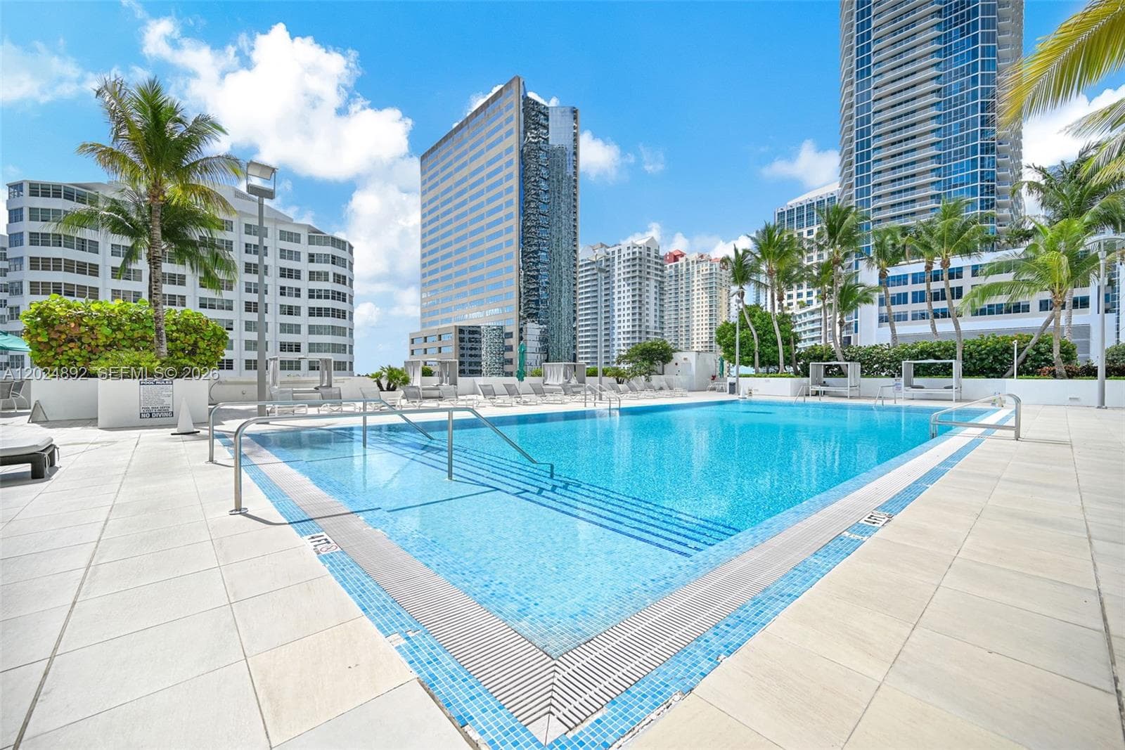 950 Brickell Bay Dr # 4204, Miami FL 33131 — 26