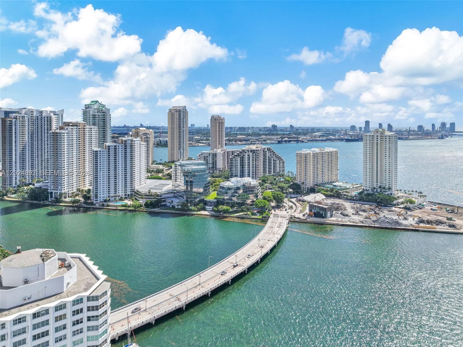 950 Brickell Bay Dr # 4204, Miami FL 33131 — 1