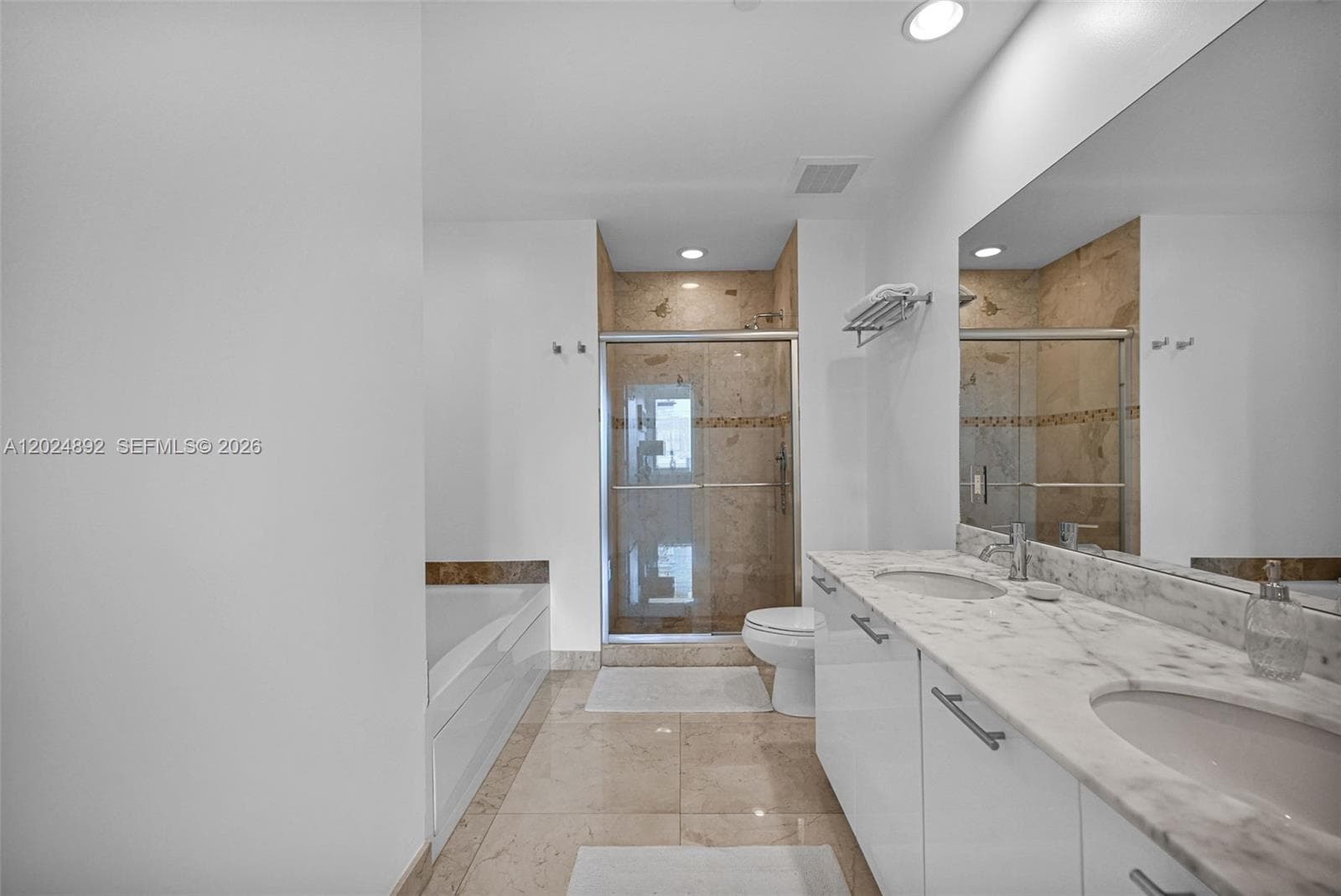 950 Brickell Bay Dr # 4204, Miami FL 33131 — 10