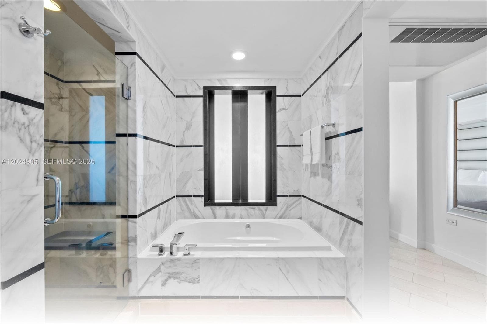 4391 Collins Ave # 1001, Miami Beach FL 33140 — 13