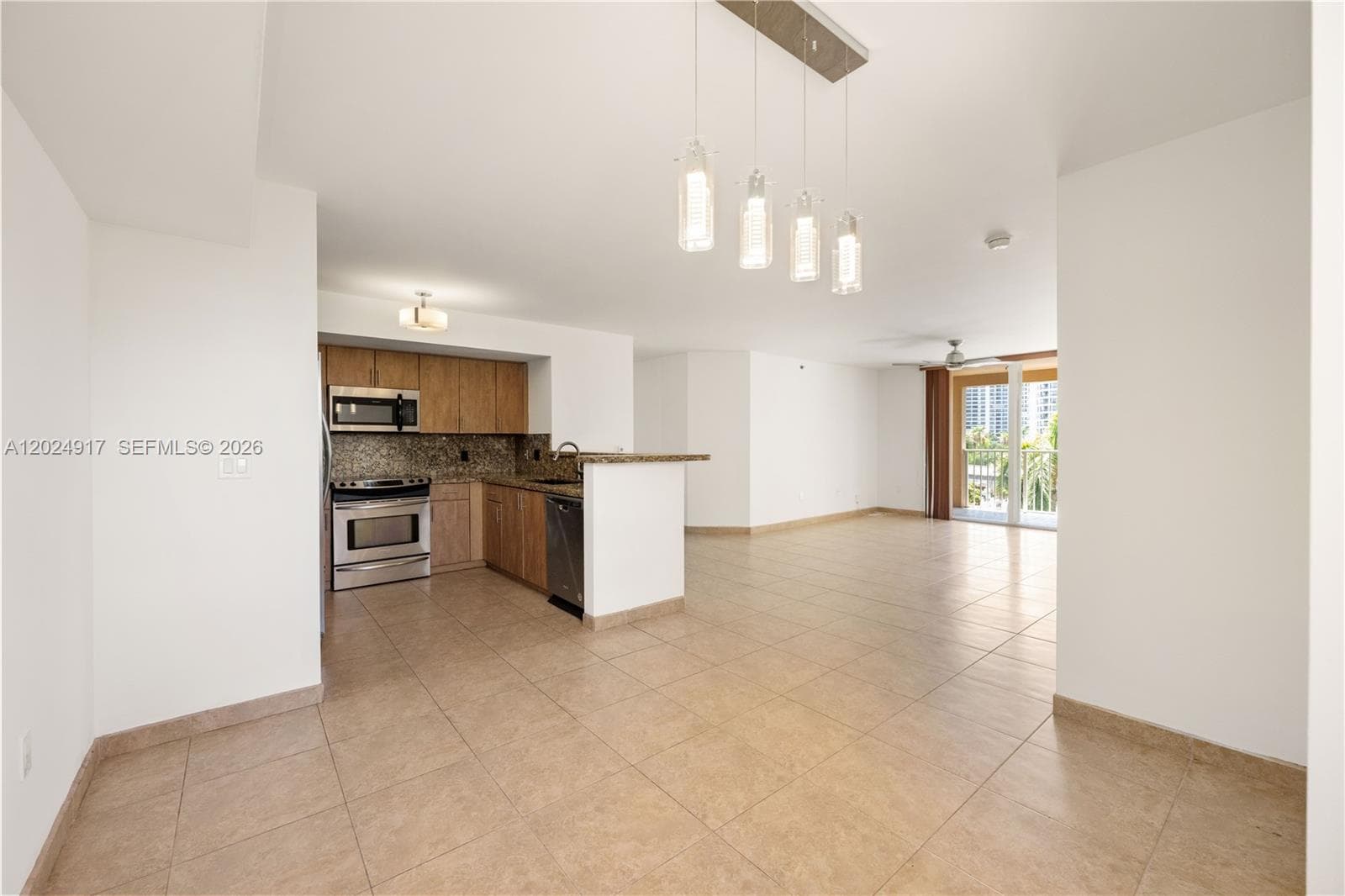 19501 E Country Club Dr # 9508, Aventura FL 33180 — 2