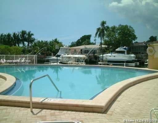 2020 NE 135th St # 503, North Miami FL 33181 — 27