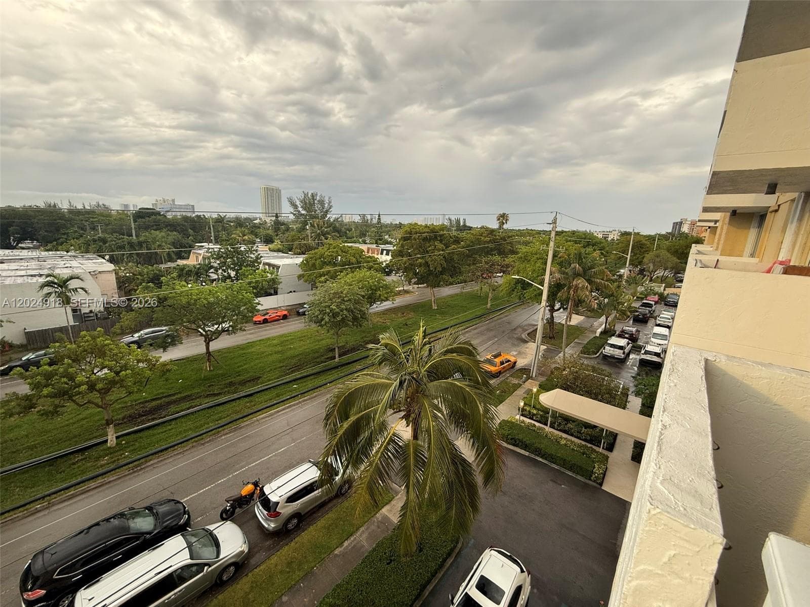 2020 NE 135th St # 503, North Miami FL 33181 — 20