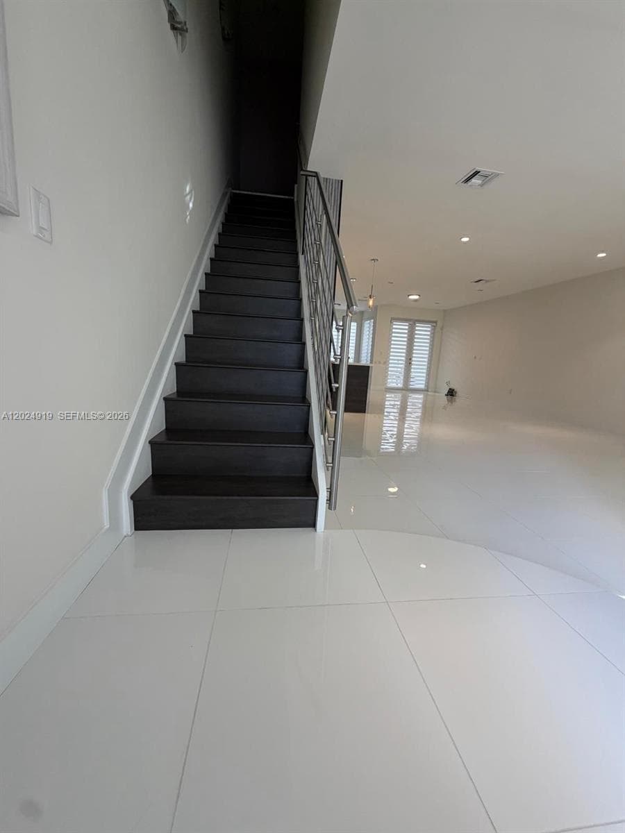 6311 NW 103rd Psge # 6311, Doral FL 33178 — 27