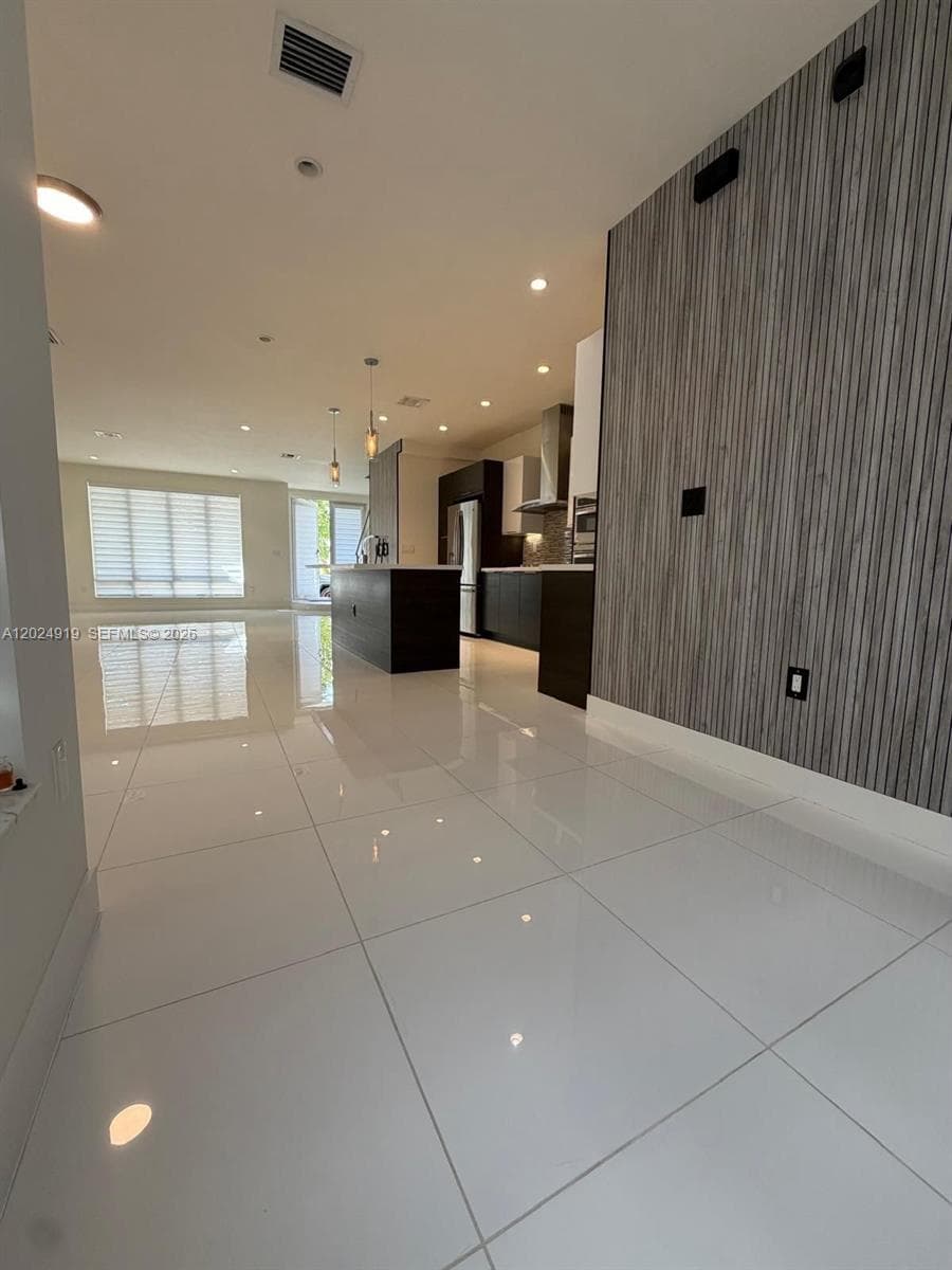 6311 NW 103rd Psge # 6311, Doral FL 33178 — 17
