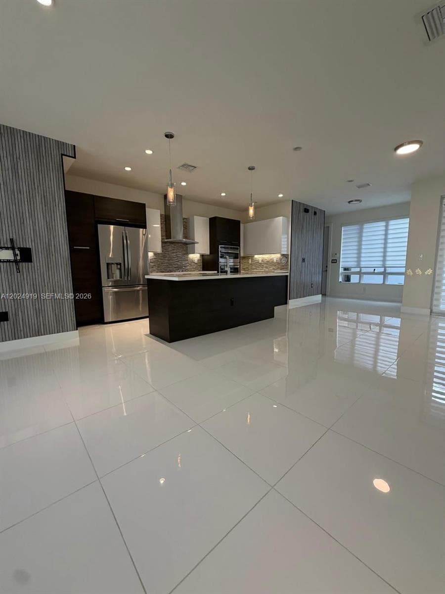6311 NW 103rd Psge # 6311, Doral FL 33178 — 18