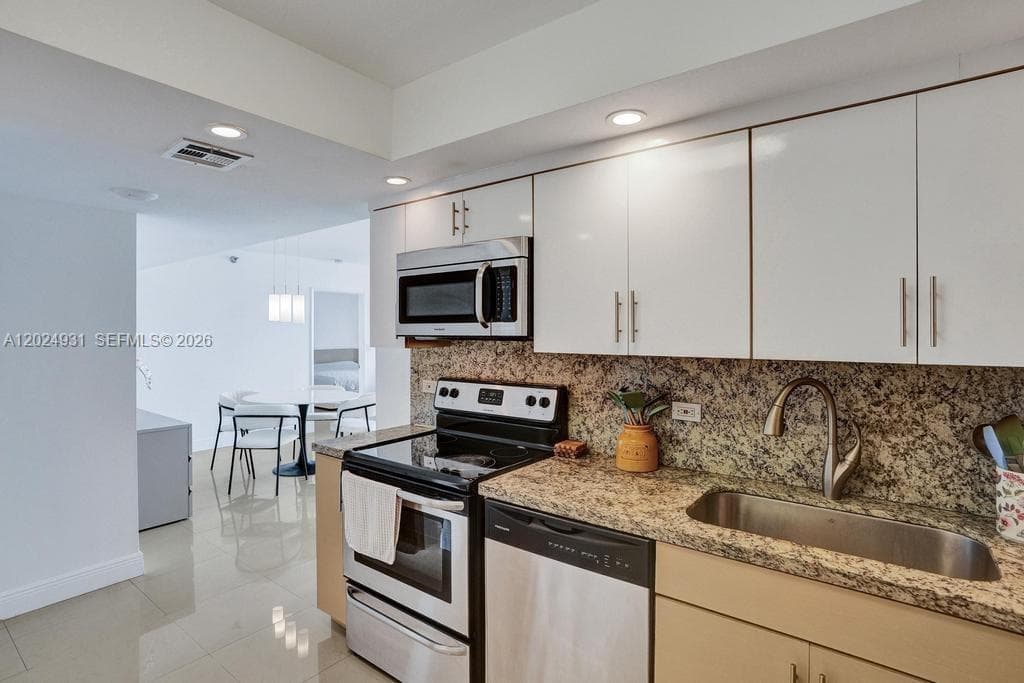 20515 E Country Club Dr # 1641, Aventura FL 33180 — 13