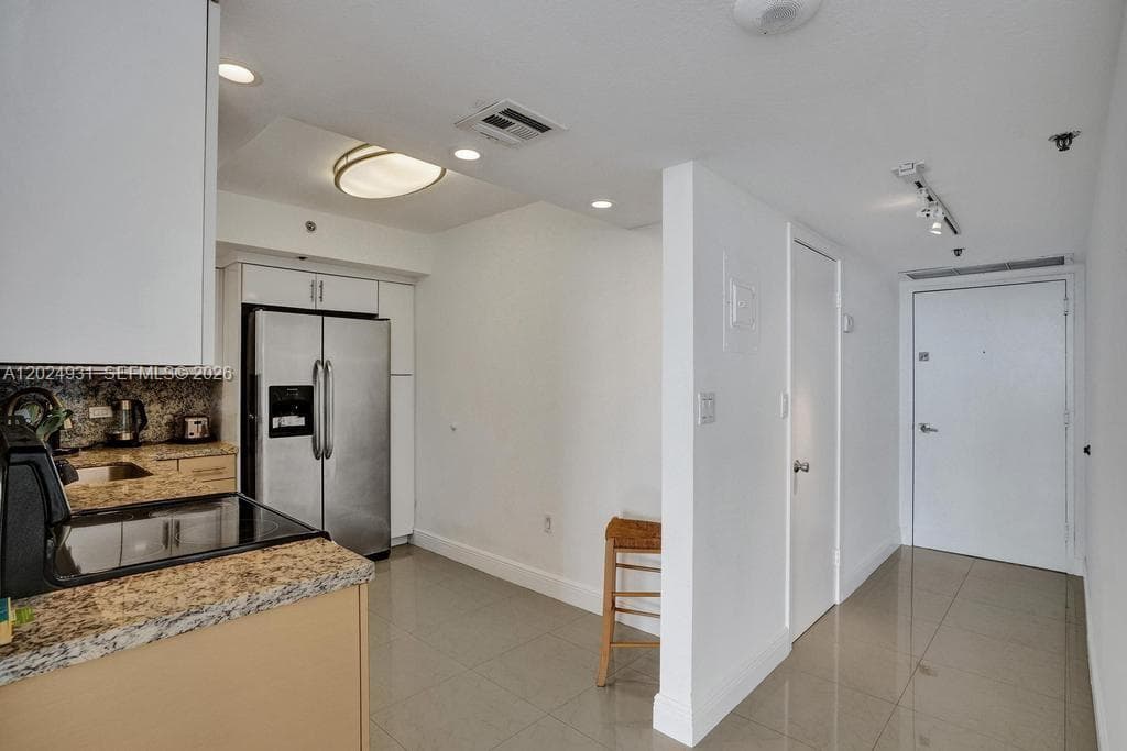 20515 E Country Club Dr # 1641, Aventura FL 33180 — 11