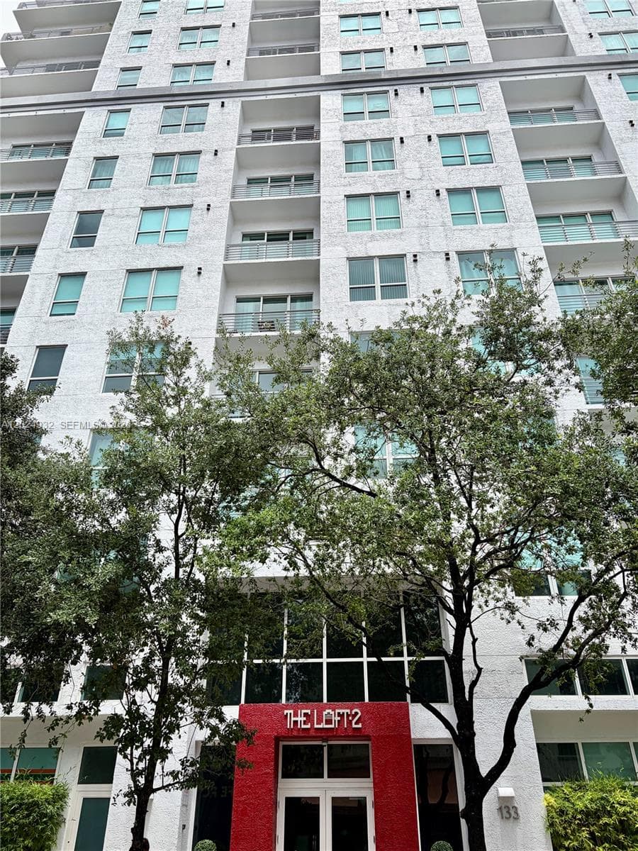133 NE 2nd Ave # 1909, Miami FL 33132 — 3