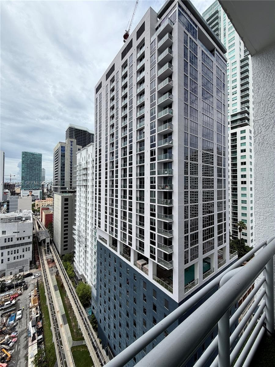133 NE 2nd Ave # 1909, Miami FL 33132 — 20