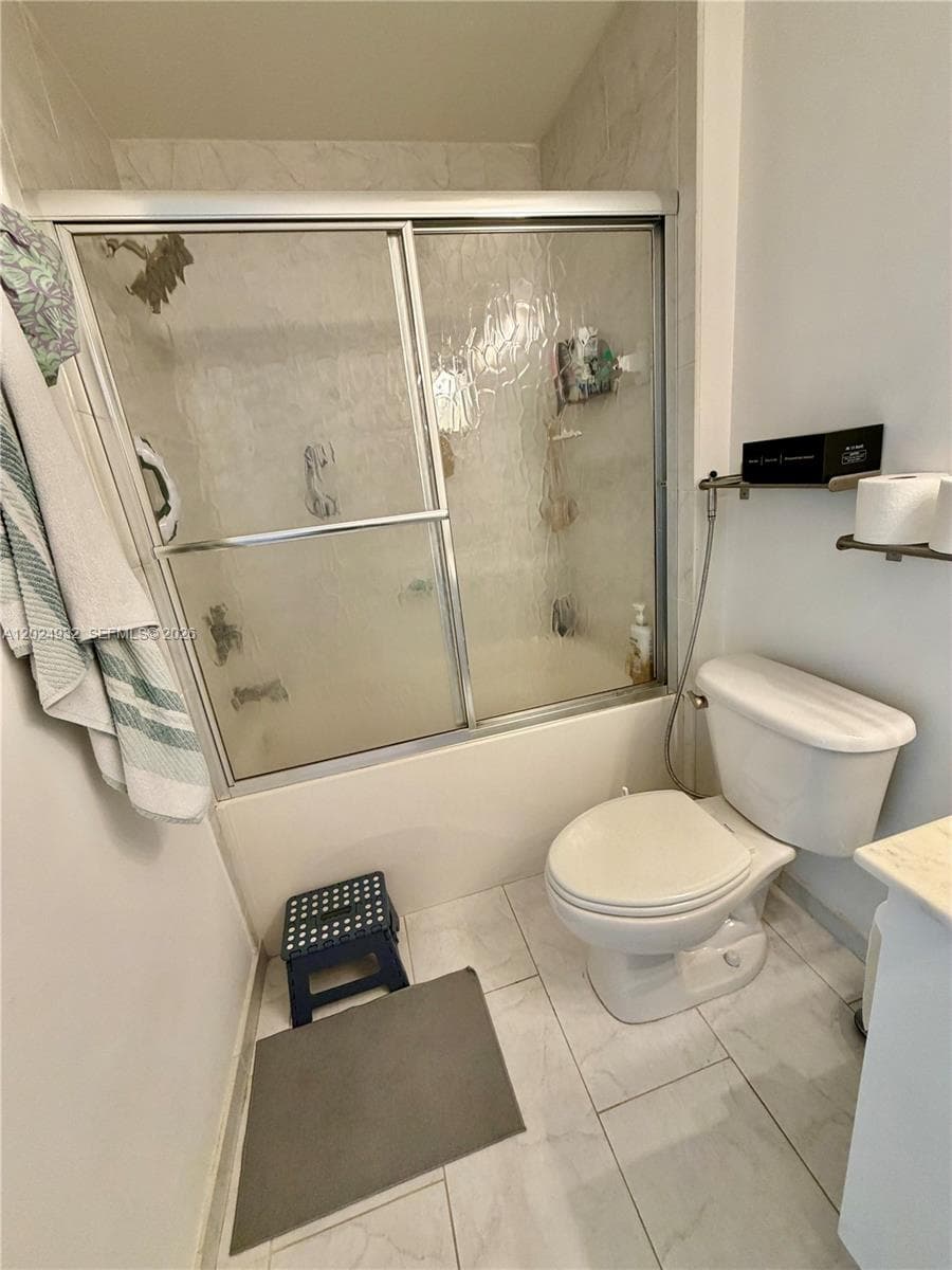 133 NE 2nd Ave # 1909, Miami FL 33132 — 18