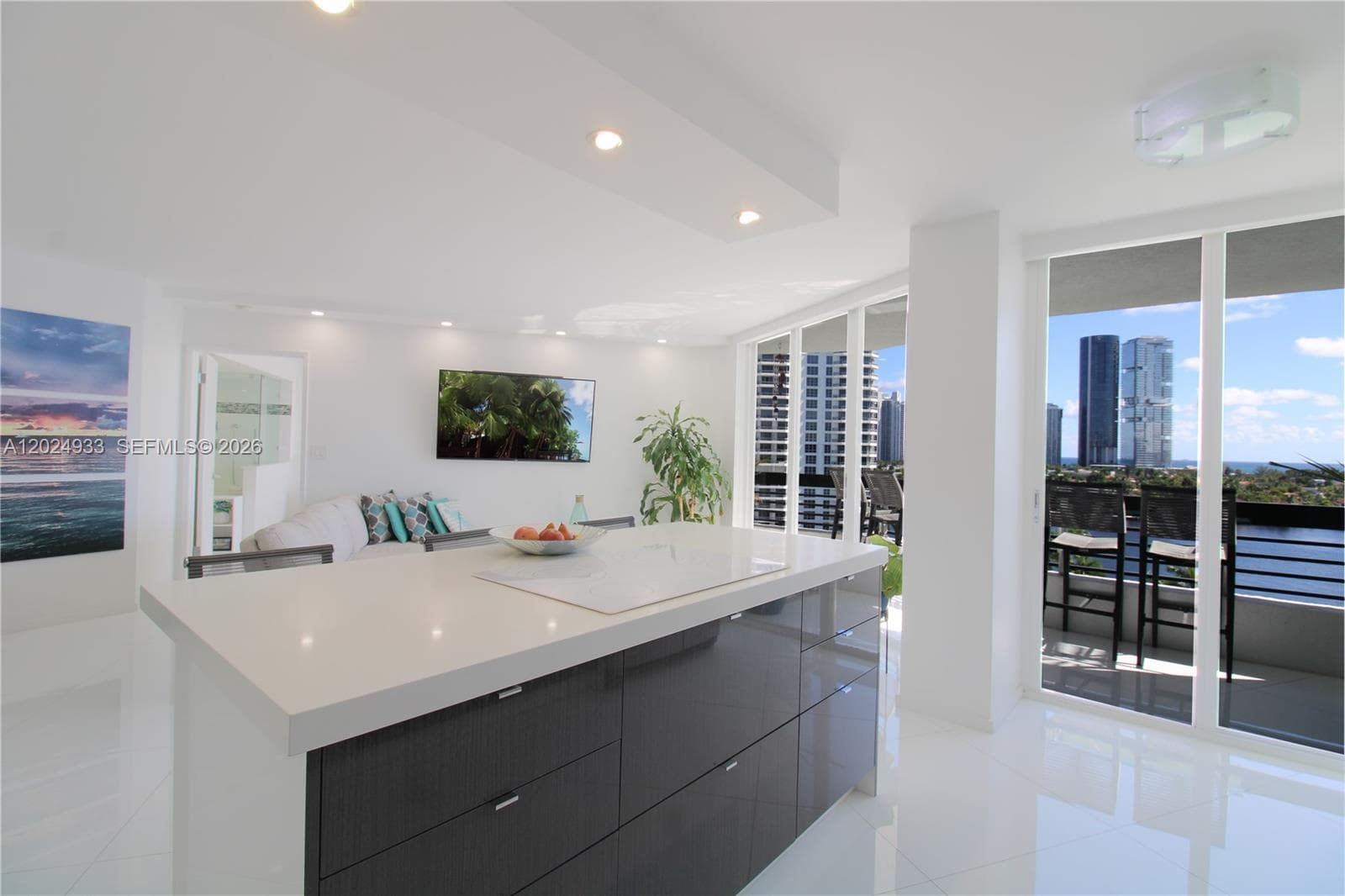 3600 Mystic Pointe Dr # 1115, Aventura FL 33180 — 13