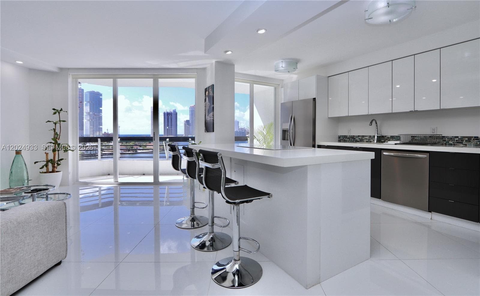 3600 Mystic Pointe Dr # 1115, Aventura FL 33180 — 12