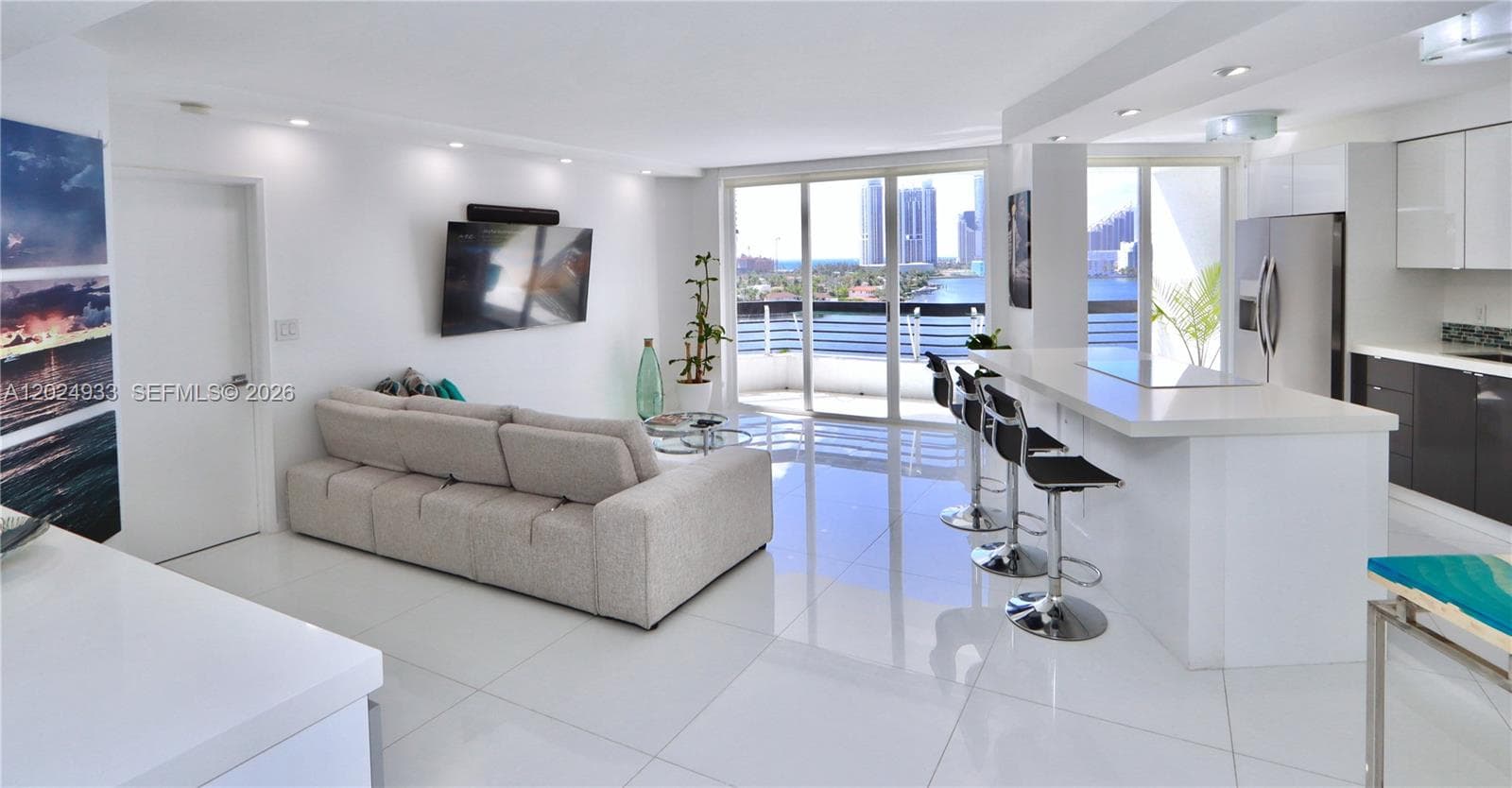 3600 Mystic Pointe Dr # 1115, Aventura FL 33180 — 3