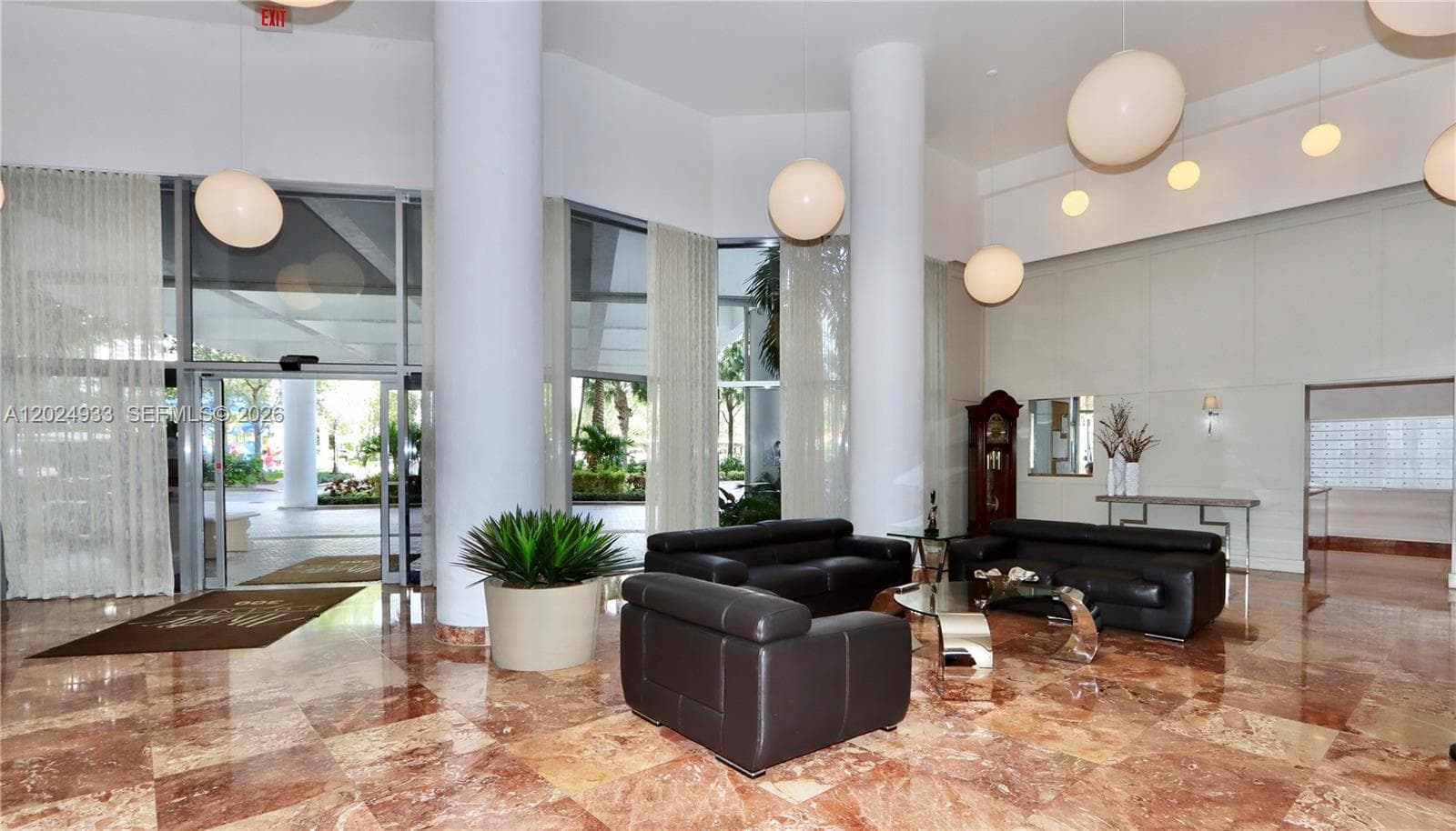 3600 Mystic Pointe Dr # 1115, Aventura FL 33180 — 38