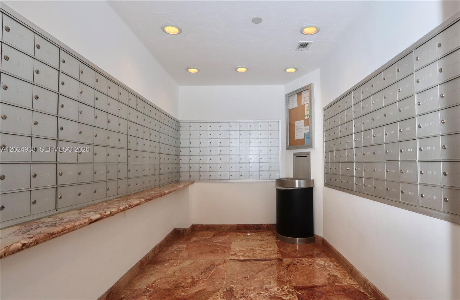 3600 Mystic Pointe Dr # 1115, Aventura FL 33180 — 41