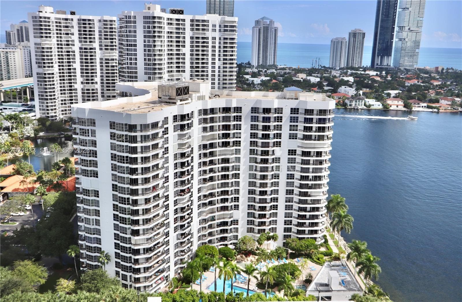 3600 Mystic Pointe Dr # 1115, Aventura FL 33180 — 48