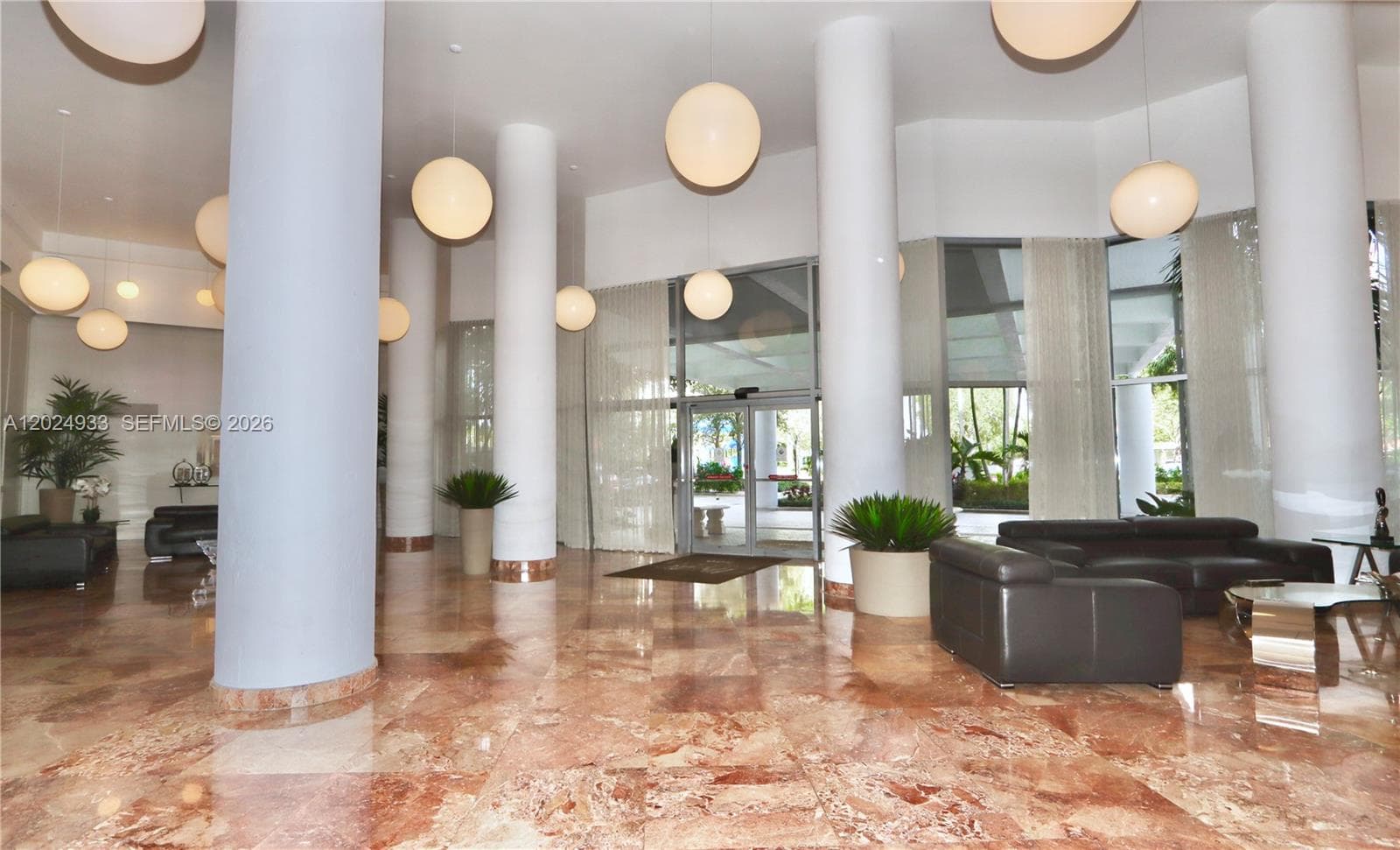 3600 Mystic Pointe Dr # 1115, Aventura FL 33180 — 40
