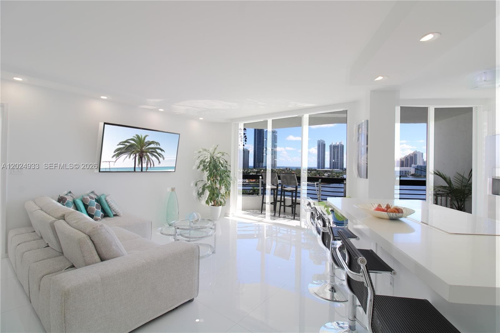 3600 Mystic Pointe Dr # 1115, Aventura FL 33180 — 4
