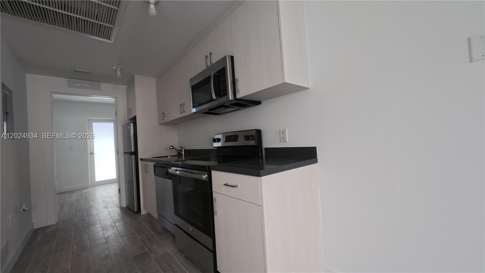 1035 Euclid Ave # 25, Miami Beach FL 33139 — 23