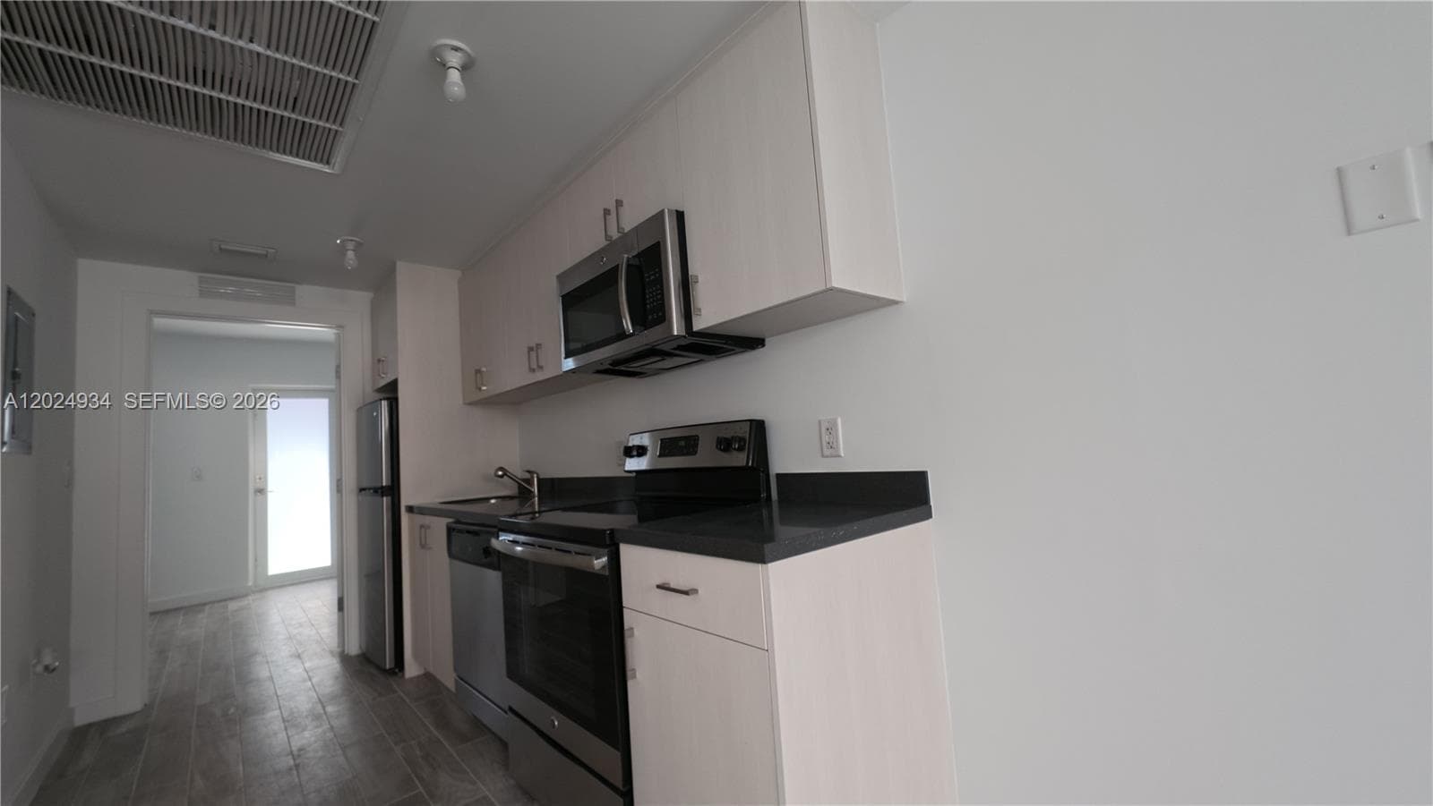 1035 Euclid Ave # 25, Miami Beach FL 33139 — 22