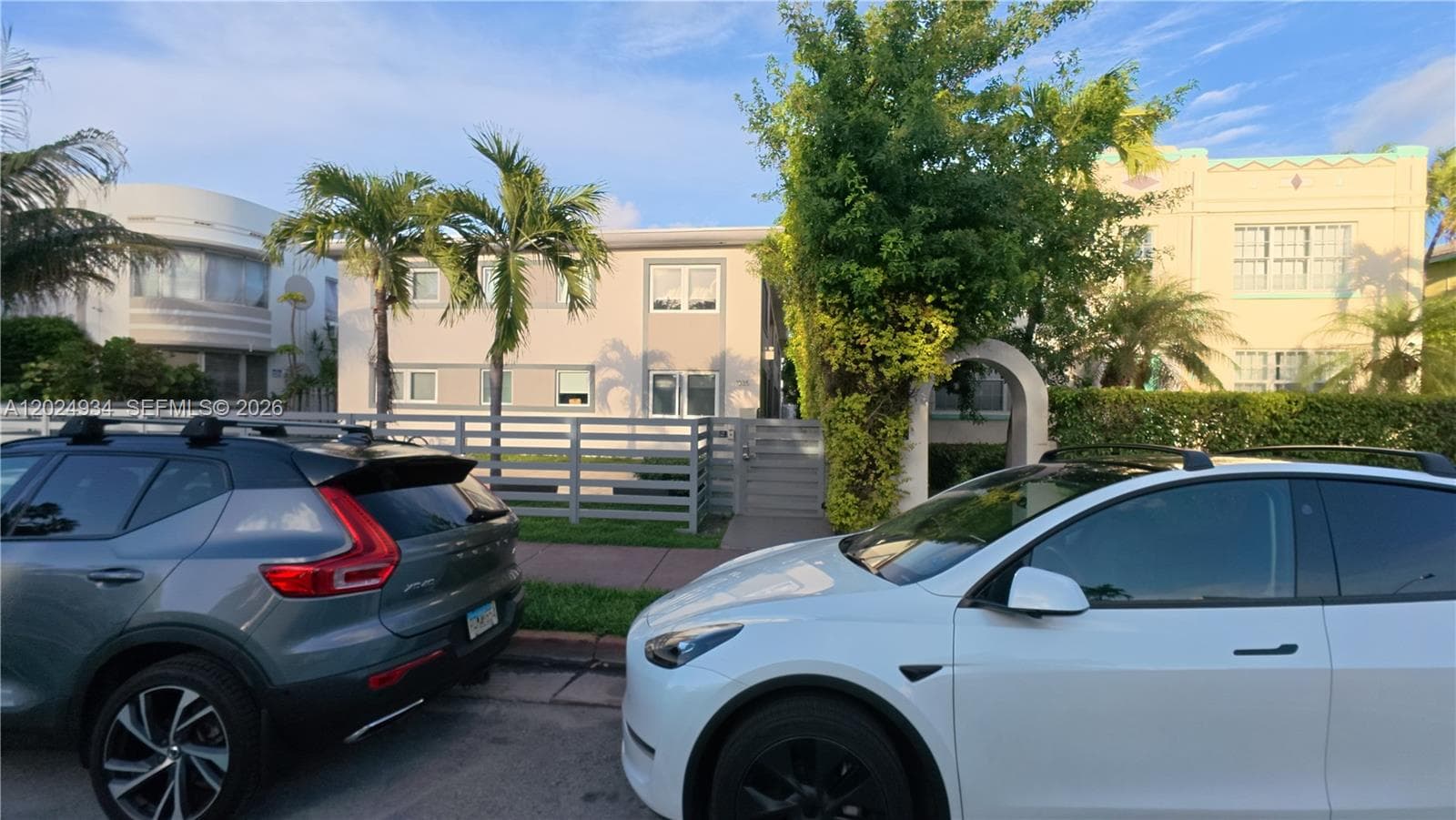 1035 Euclid Ave # 25, Miami Beach FL 33139 — 54