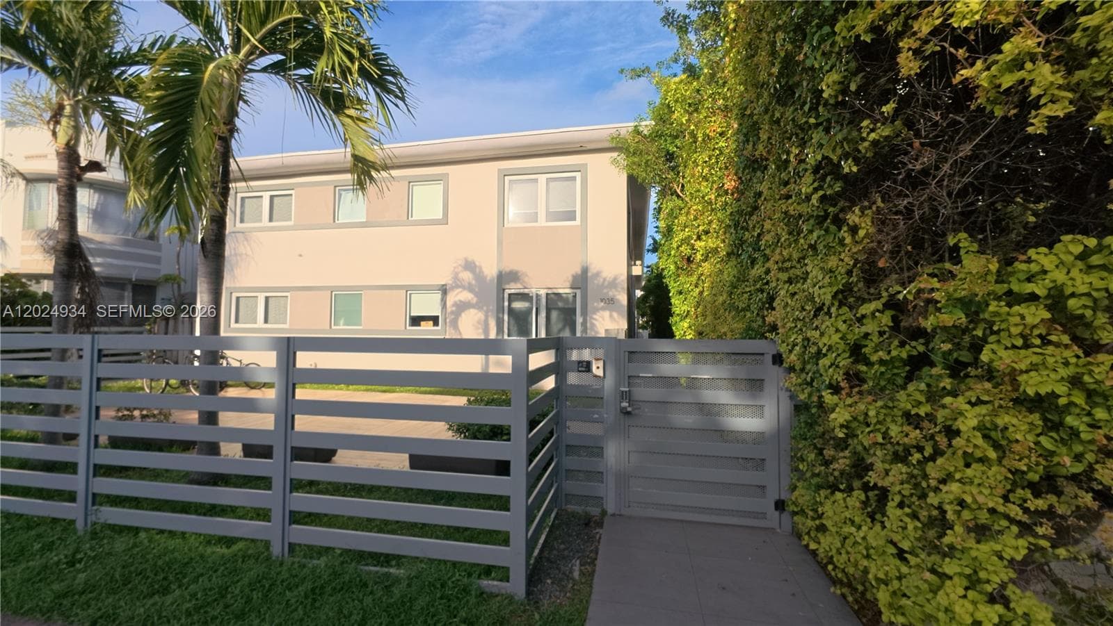 1035 Euclid Ave # 25, Miami Beach FL 33139 — 44