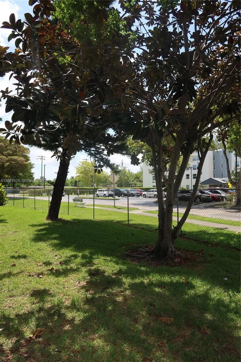 10835 SW 112th Ave # 113, Miami FL 33176 — 33