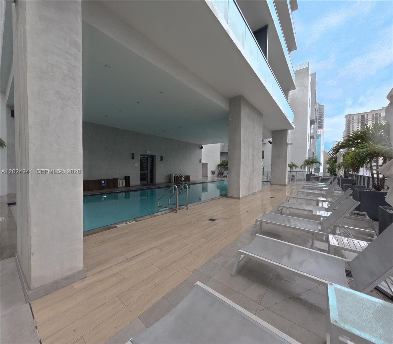229 SW 9th St # 508, Miami FL 33130 — 16