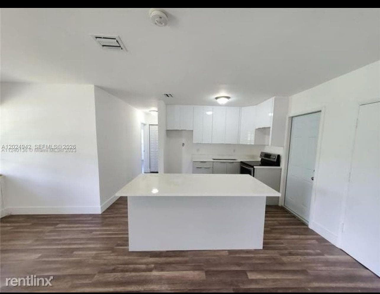 1770 NE 170th St, North Miami Beach FL 33162 — 3
