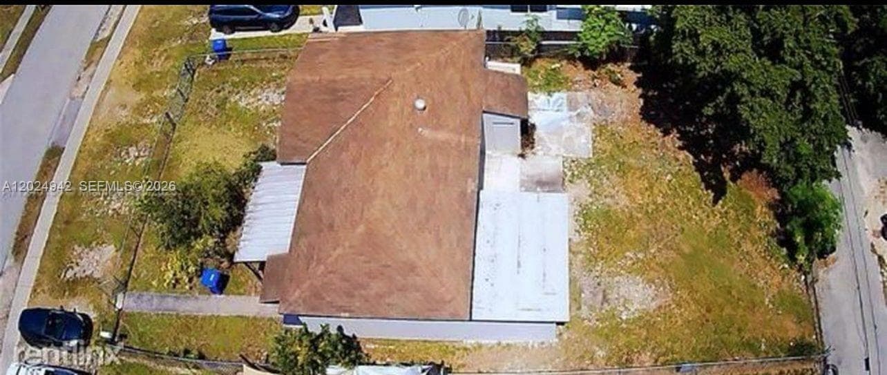 1770 NE 170th St, North Miami Beach FL 33162 — 9