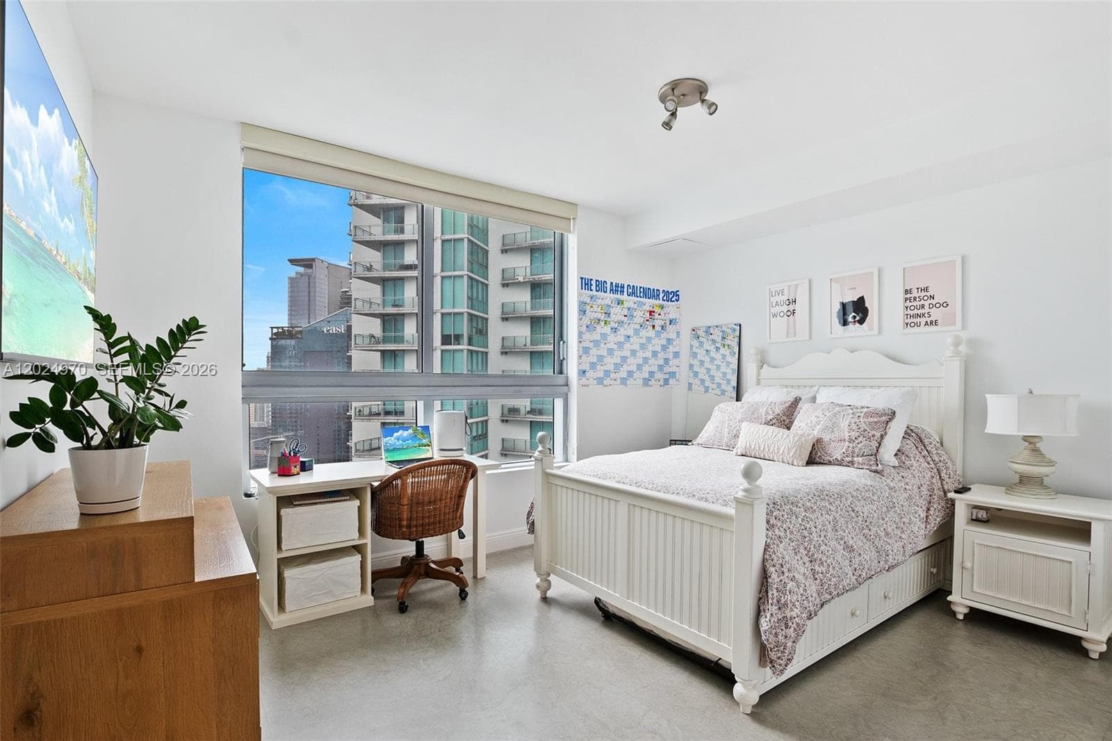 90 SW 3rd St # 3810, Miami FL 33130 — 23