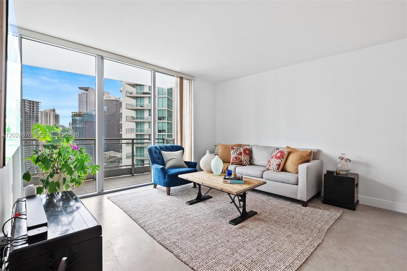 90 SW 3rd St # 3810, Miami FL 33130 — 6