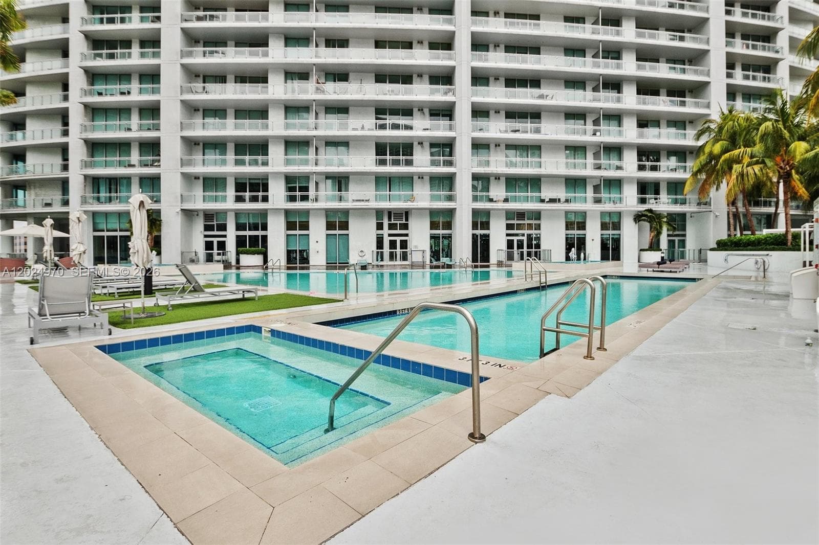 90 SW 3rd St # 3810, Miami FL 33130 — 32