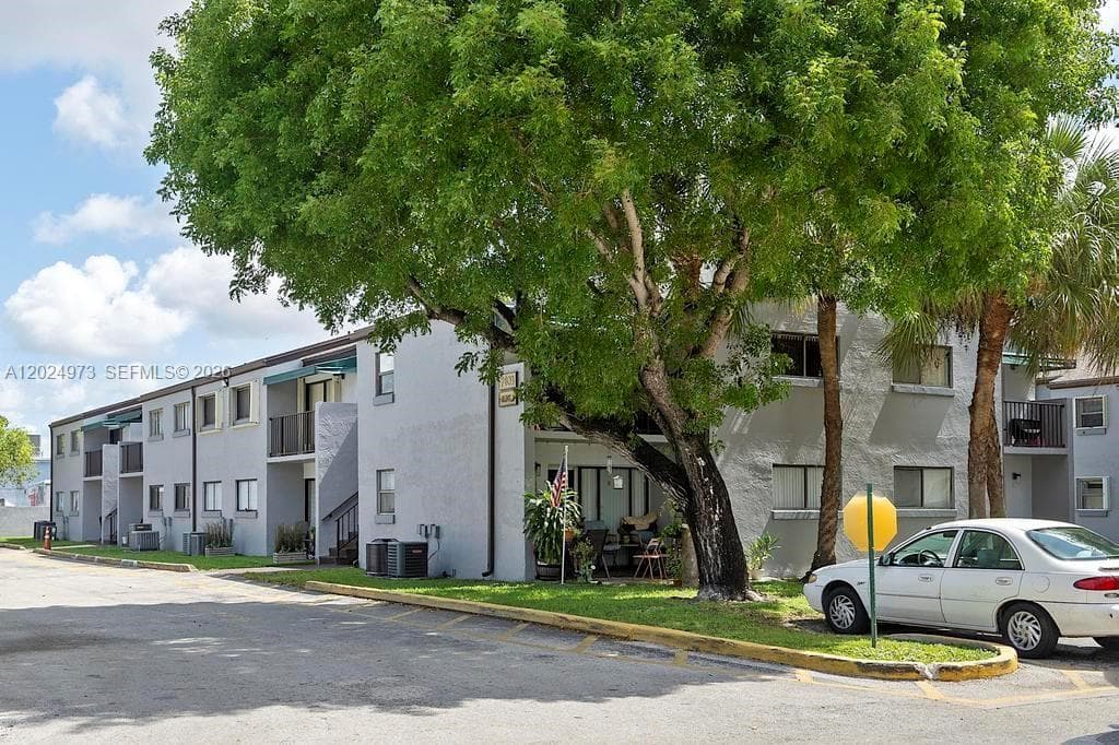 7403 SW 152nd Ave # 2, Miami FL 33193 — 3