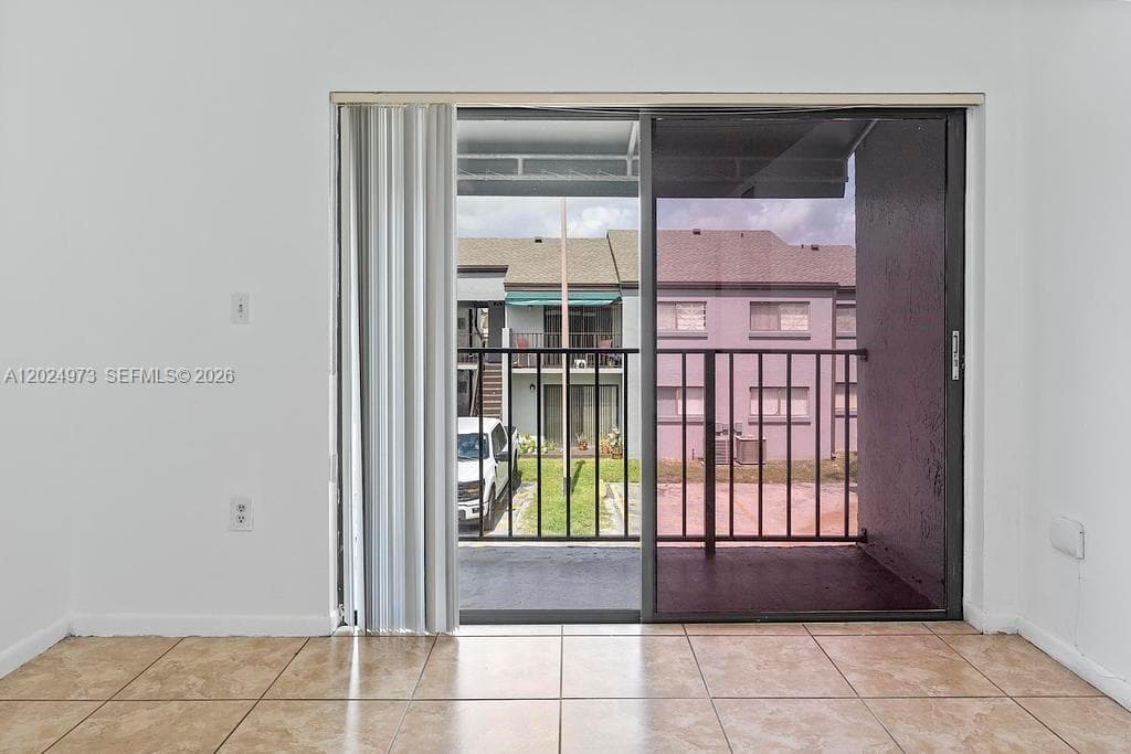 7403 SW 152nd Ave # 2, Miami FL 33193 — 9