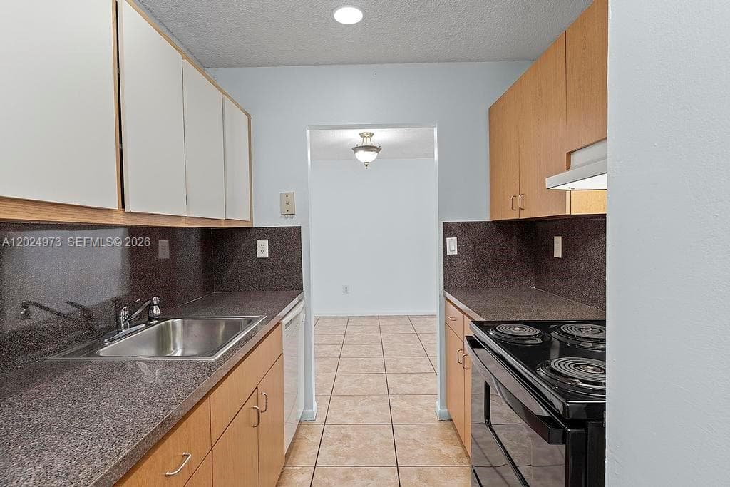 7403 SW 152nd Ave # 2, Miami FL 33193 — 14