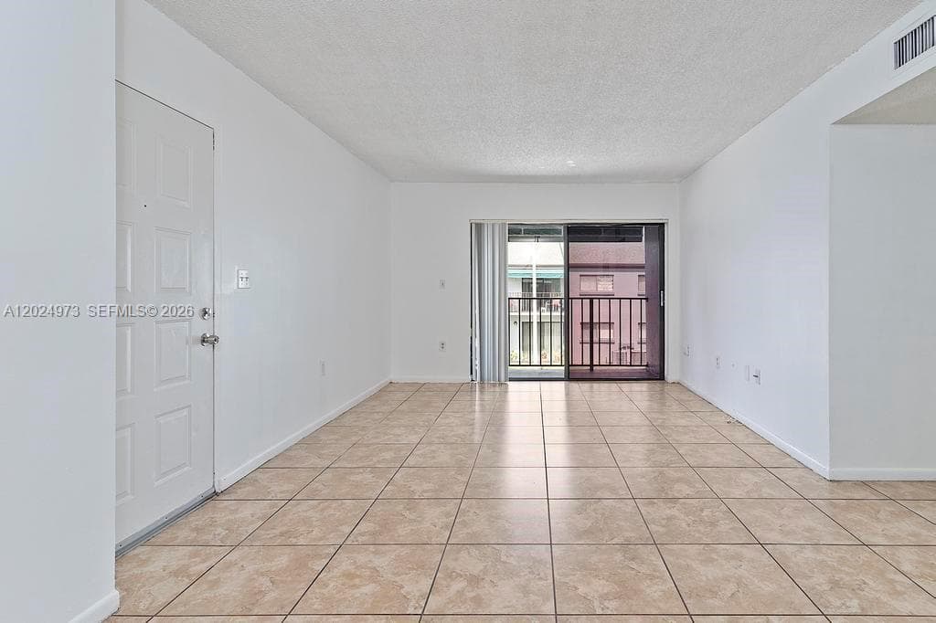7403 SW 152nd Ave # 2, Miami FL 33193 — 8