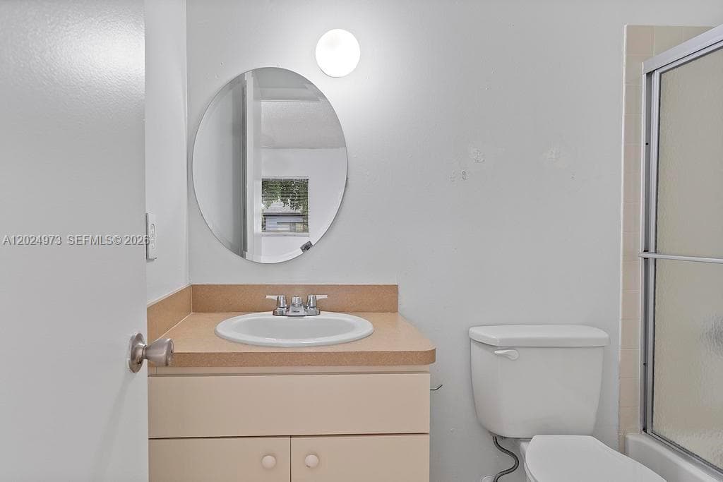 7403 SW 152nd Ave # 2, Miami FL 33193 — 25