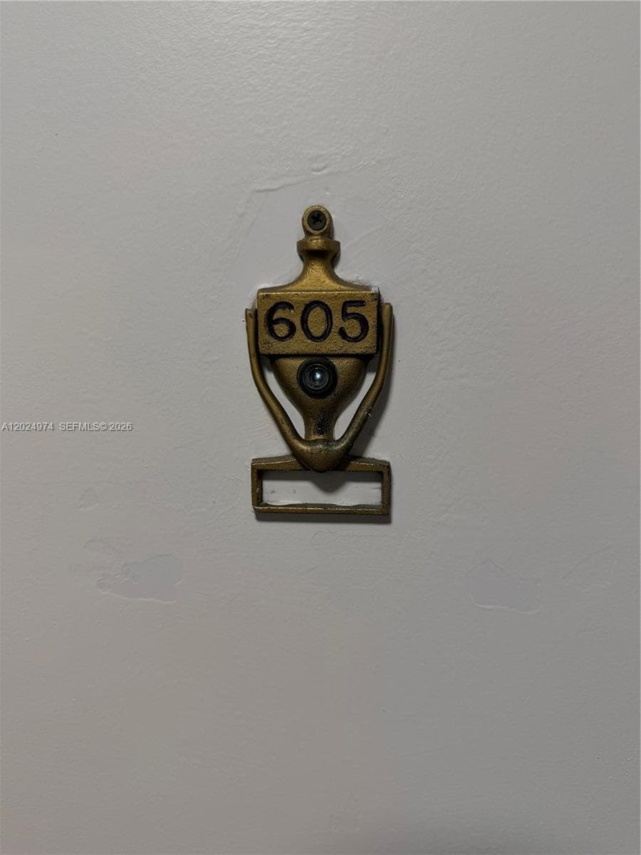 1470 NE 125th Ter # 605, North Miami FL 33161 — 15