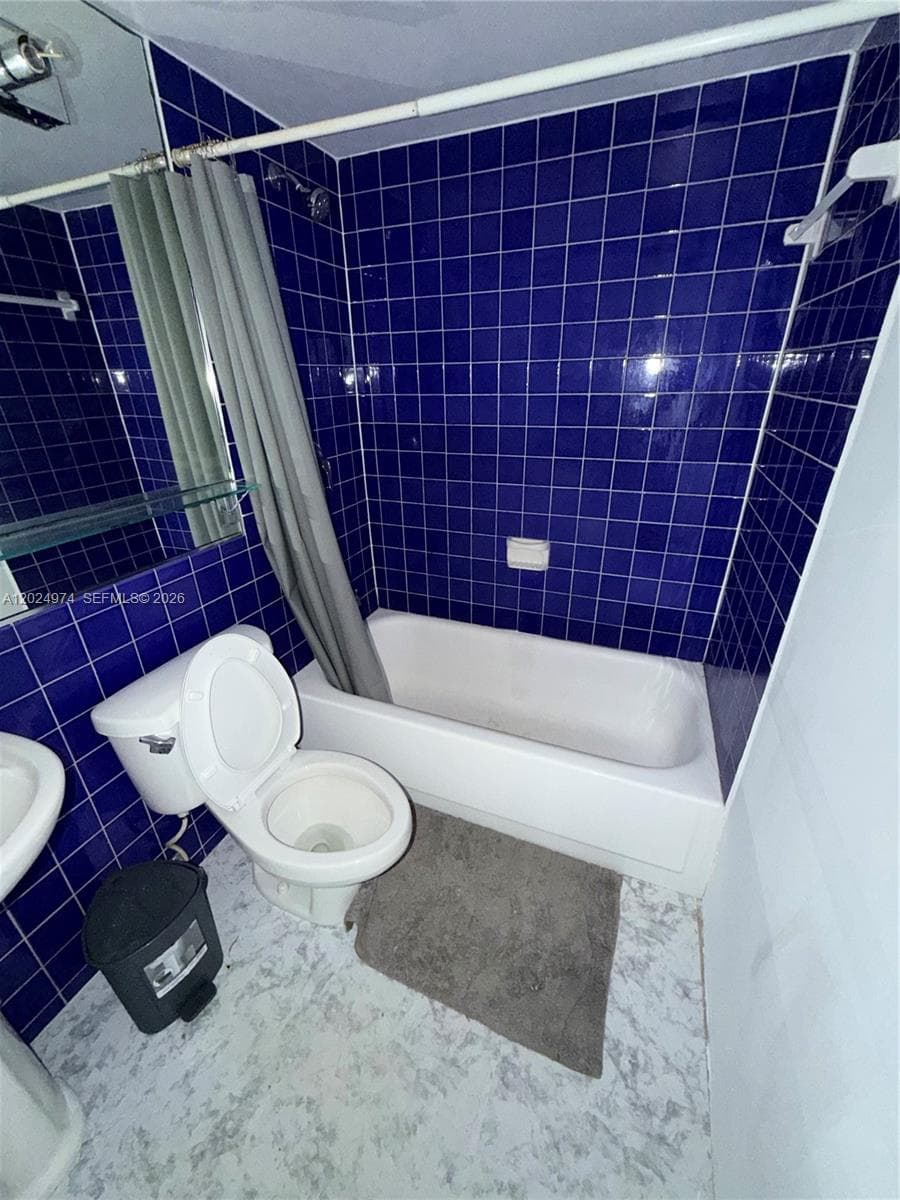 1470 NE 125th Ter # 605, North Miami FL 33161 — 11