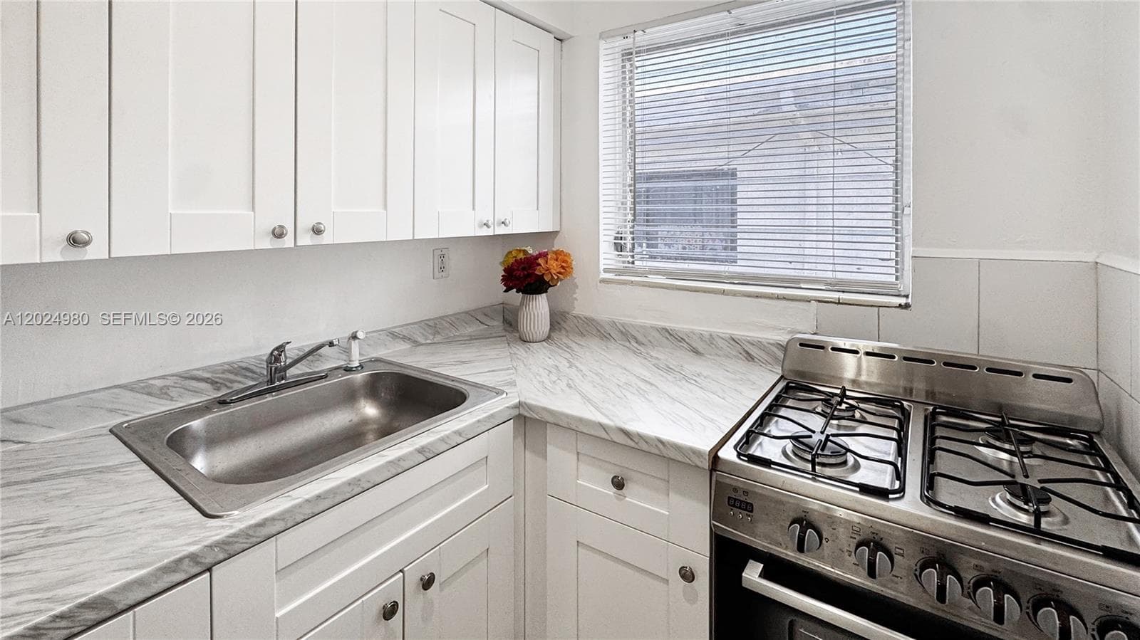 7717 Byron Ave # 9, Miami Beach FL 33141 — 13
