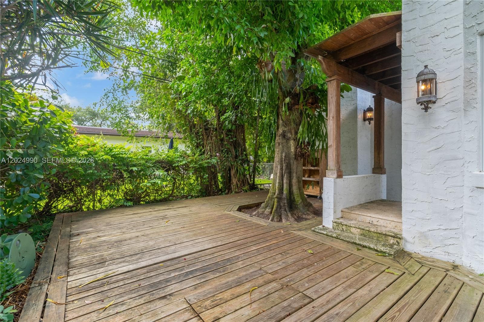 1119 Lisbon St, Coral Gables FL 33134 — 32