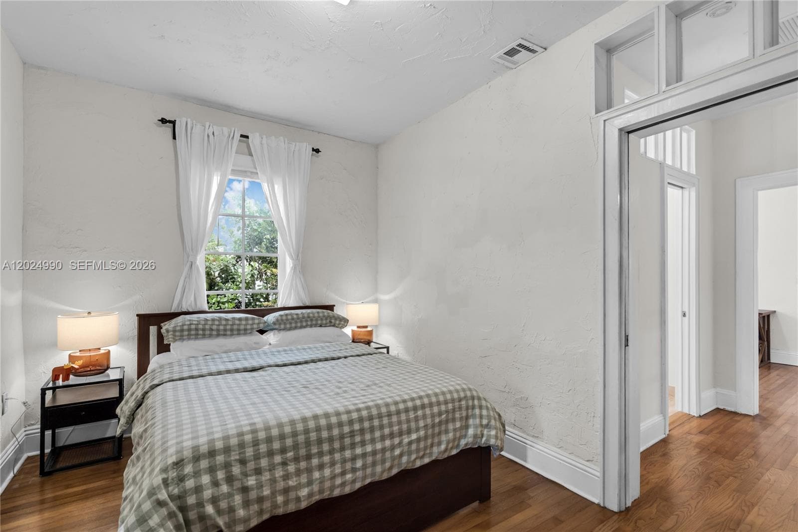 1119 Lisbon St, Coral Gables FL 33134 — 24