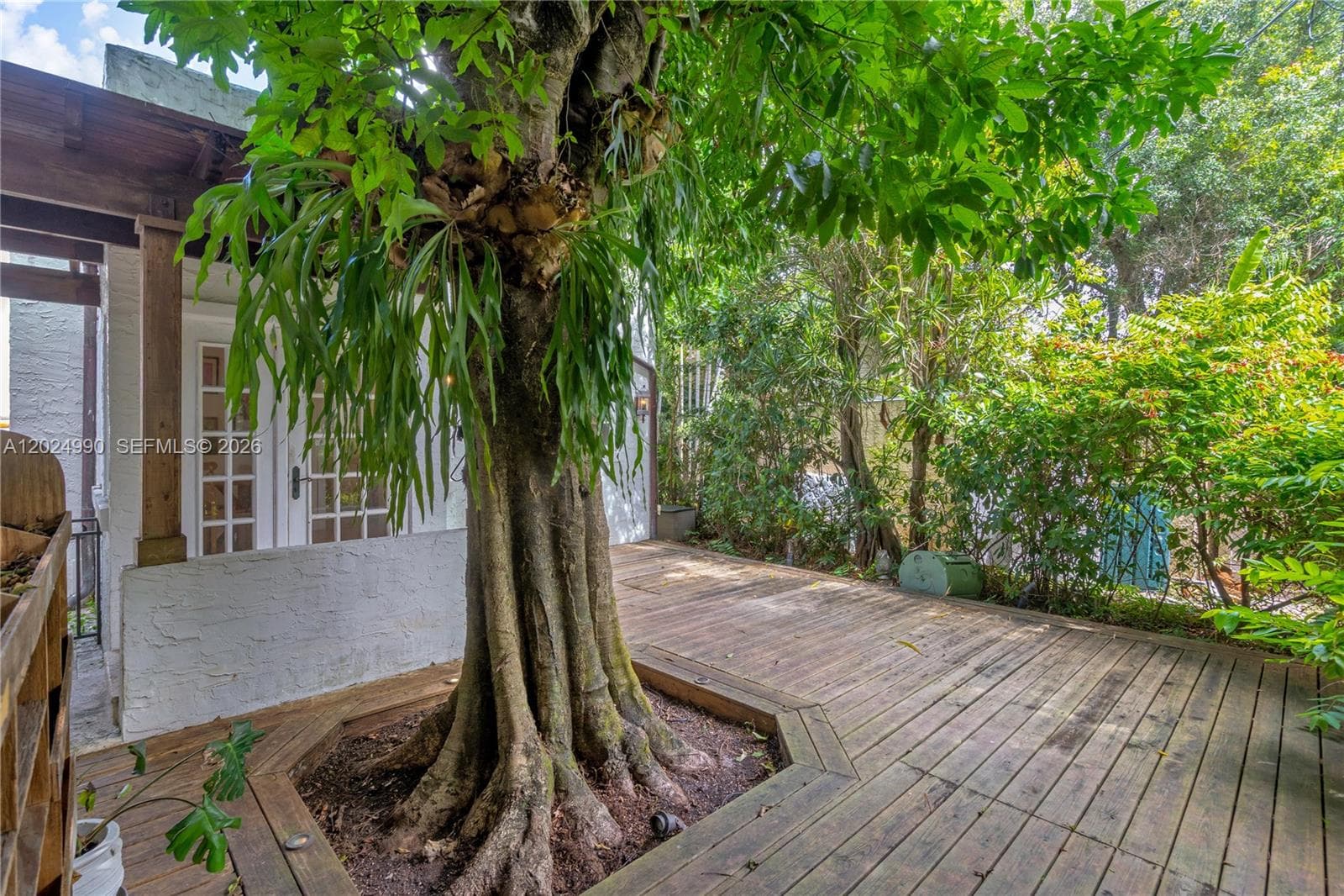 1119 Lisbon St, Coral Gables FL 33134 — 34